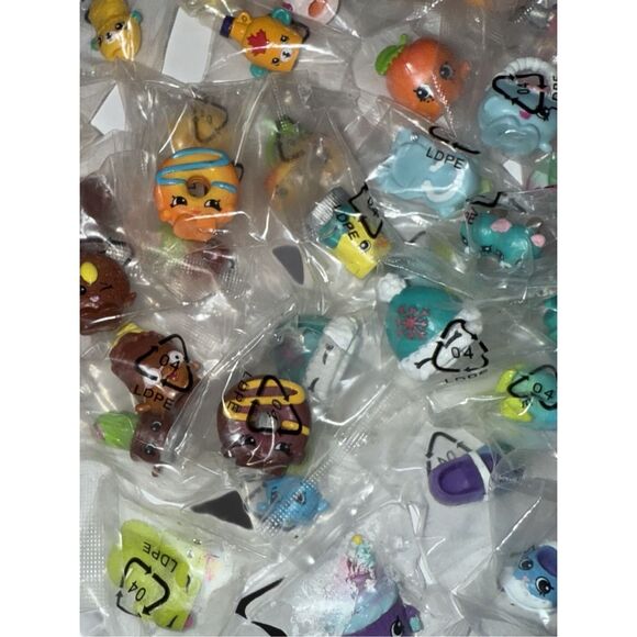 #16 Shopkins Blind Shopping Basket Seasons 1-4 Random Lot Rare Ultra Rare Some - Picture 11 of 12